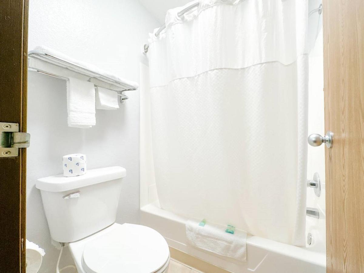 Blaine Town Inn & Suites 외부 사진