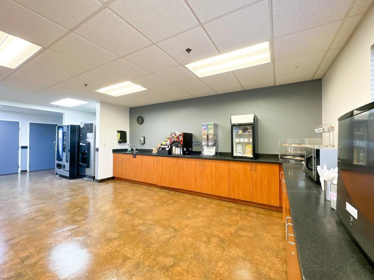 Blaine Town Inn & Suites 외부 사진